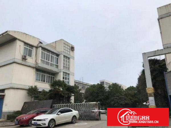 南约广场旁新出2楼550平方带装修厂房招租价格好谈！