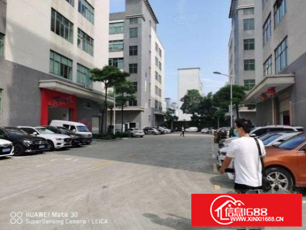 大浪华荣路650平精装修厂房出租