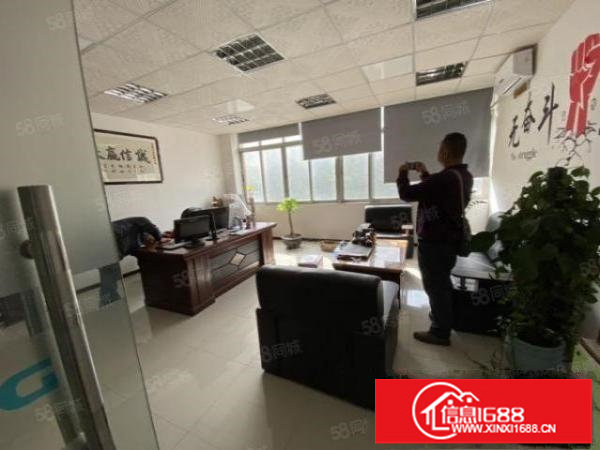 龙华地铁站附近豪华装修600平厂房出租，可办公