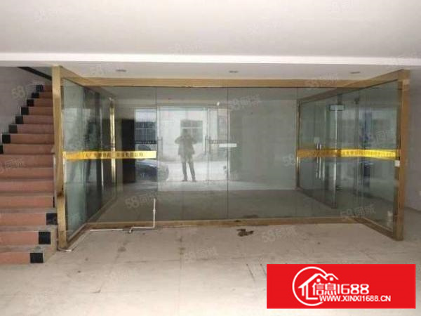 凤岗黄洞原房东一楼700平方带牛角6米高厂房出租