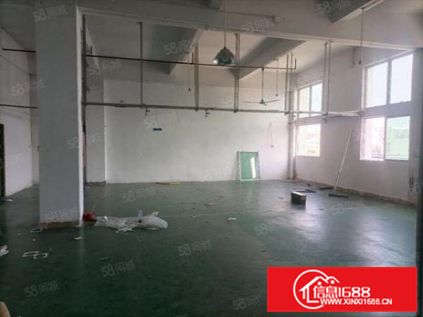 凤岗漂亮工业园楼上680平精装修地坪漆厂房低价出租