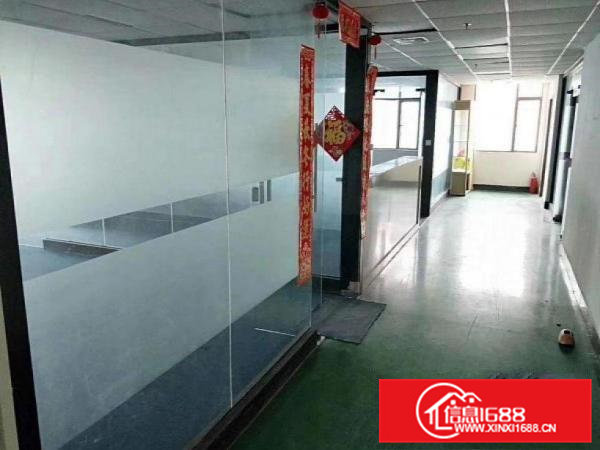 凤德岭村空出整层600平带装修厂房出租