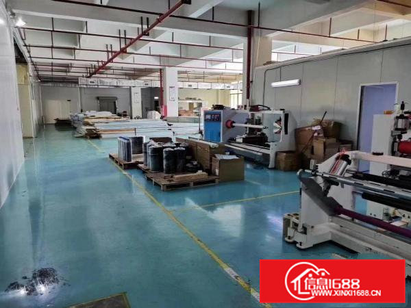 颜屋工业区楼上1000平米水电齐全带装修