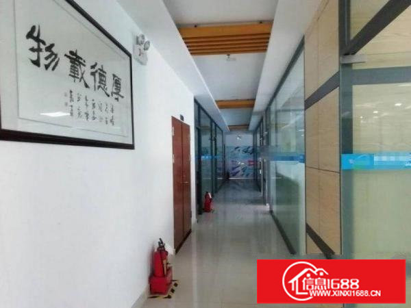 横岗六约村二楼830平，带豪华装修，厂房出租