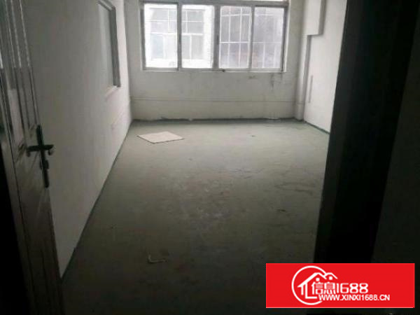 茶山茶山村300平方可做小污染行业厂房出租！