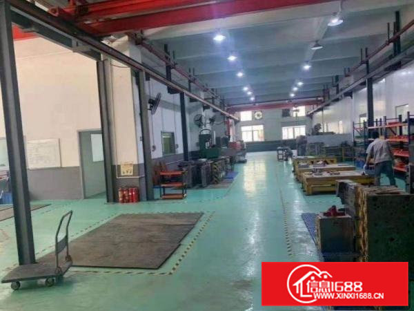 三新新出1楼650平带行车办公室，车间水电齐全出租