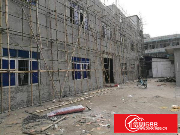 厂房独门独院，带独立办公楼！