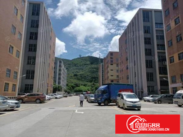 西乡黄田大型红本厂房3200平出租，原房东，面积足