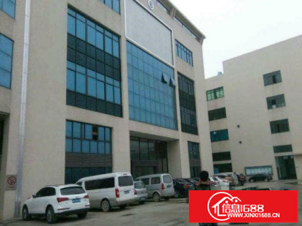 龙岗平湖新南村标准厂房一楼680平带水电招租