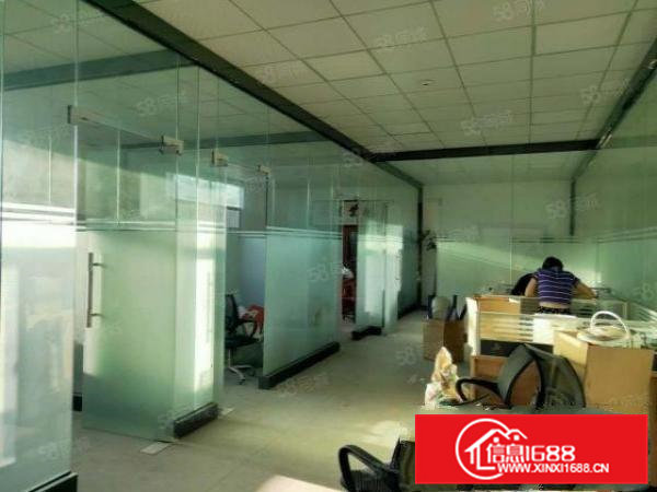 清溪镇标准厂房二楼整层1500平方现成办公室