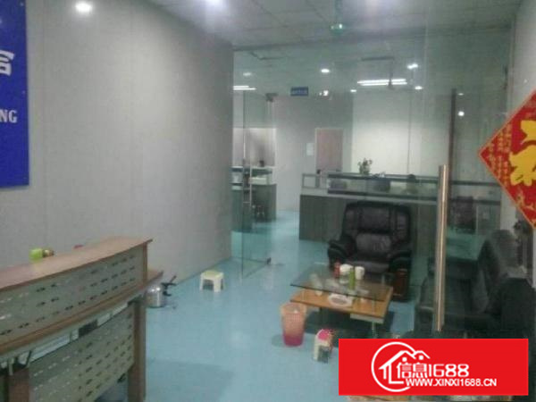 新圩约场原房东单一层独院厂房1400平方招租