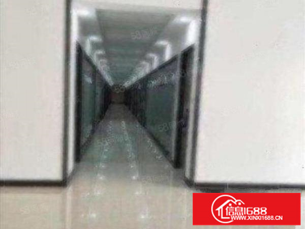 罗村招大工业区带行吊厂房800方，有办公室，可进大货