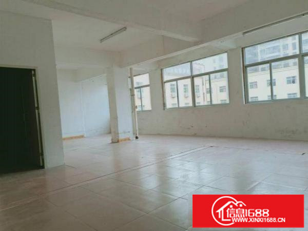 龙华油松新村精装小面积厂房300平方出租