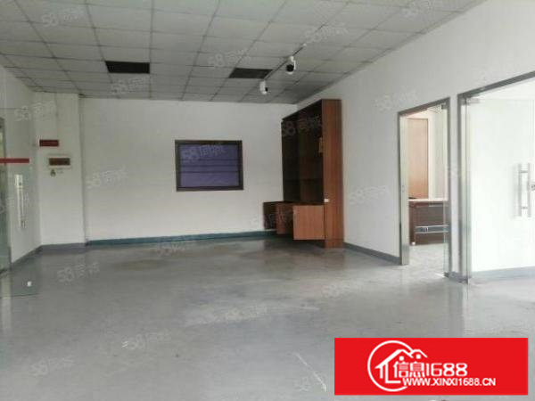 观澜新田市场附近新出楼上单层面积1500平方带装修出租