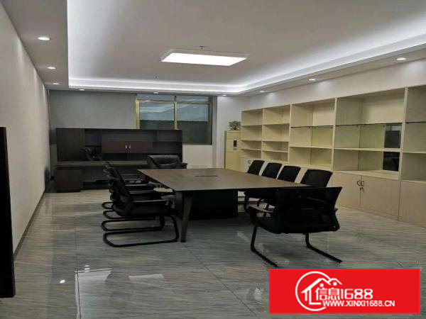 新出楼上豪华装修办公室400平方出租分租！水电齐全！