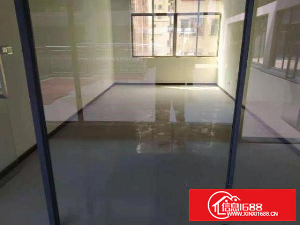 出租大岭山大岭山工业区270平方厂房，精装修，水电齐全位置好