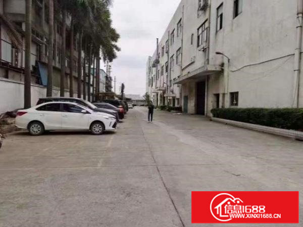 大岭山原房东7米高带行车标准厂房4400平方出租