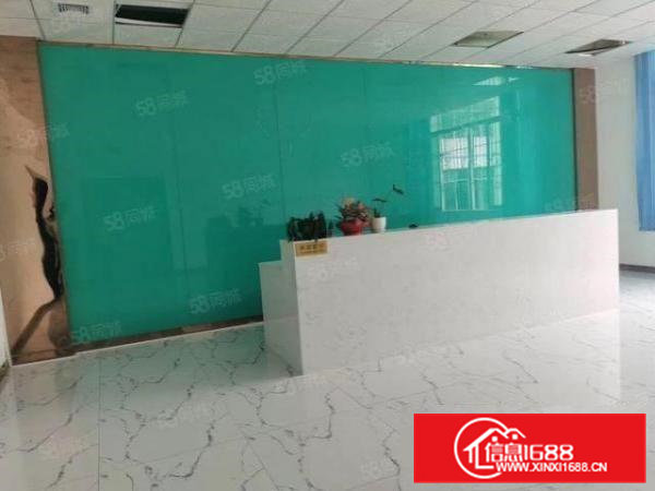 凤岗五联3楼精装修厂房1350平米出租，无需转让费，照片实拍