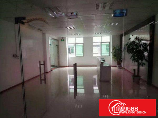 出租龙岗区五联独院厂房一楼2100m急租水电齐全