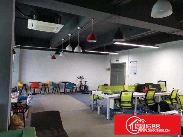 坂田地铁站附近800平米厂房（可分租）带装修