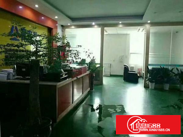 龙岗南联地铁口附近430平带豪华装修厂房出租