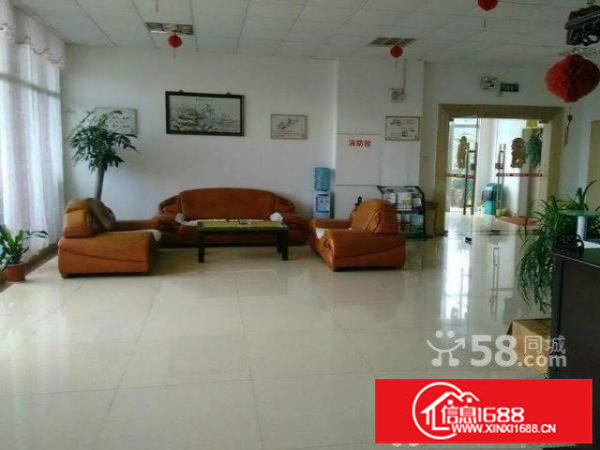 新出大浪华盛路边鸿邦电子4楼360平方带电子厂装修出租