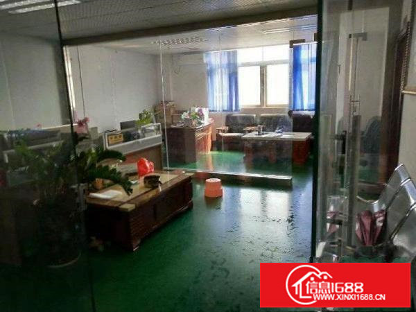 观澜樟坑径新出楼上800平带装修厂房出租