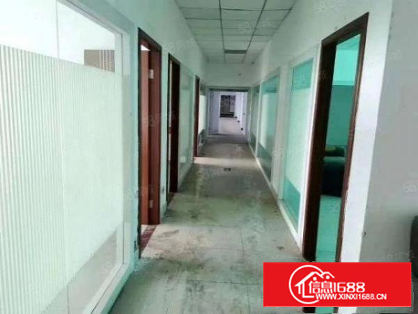 石岩松柏路边新出原房东独门独院1~4层3920平方厂房出租