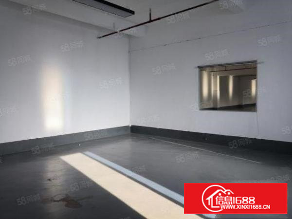 西乡铁岗工业区新出楼上全新装修厂房600平，拎包即可入驻