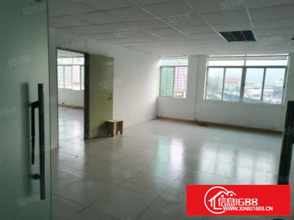 龙华元芬地铁站新出楼上精装修厂房360平水电齐全。