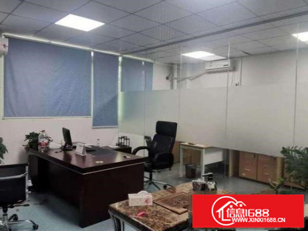 福永机场附近一楼300平仓库出租到办公室装修可进货柜