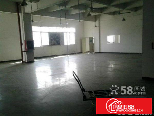 大浪浪口金地大工业区一楼350平方带简单装修急租