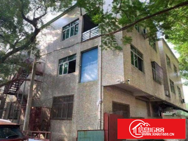 南联社区龙溪村房东直租1楼没有公摊。门口带停车位