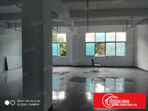 石岩园岭！！楼上精装200平。带办公室。