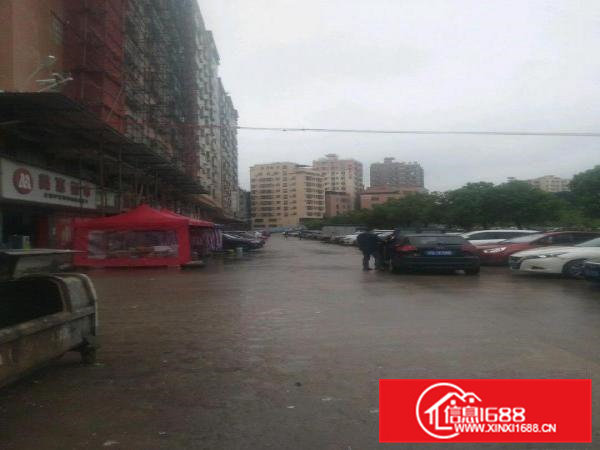 黎贝岭新出人流密集地区出租