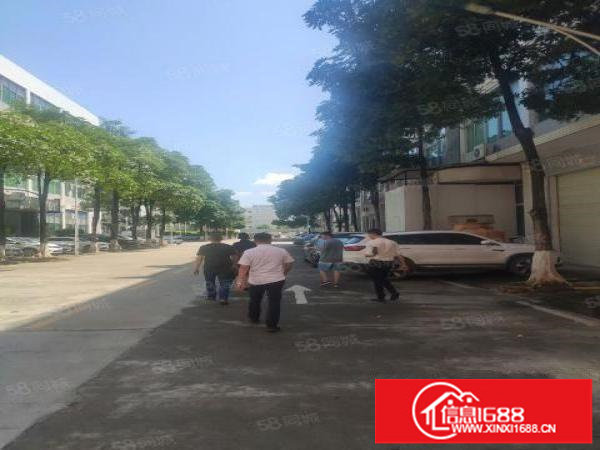 观澜章阁新出原房东洁净车间1300平。