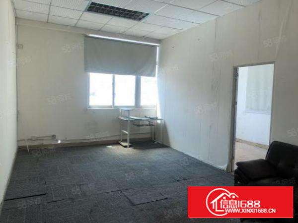 石岩石龙仔原房东3楼650平电子厂出租，拎包入住