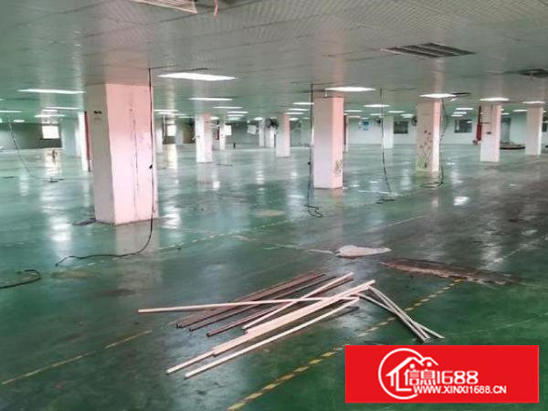 长安新出楼上4000平精装修厂房