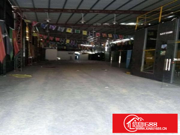 平湖1300平方三处家私，石材，广告招牌钢构出租