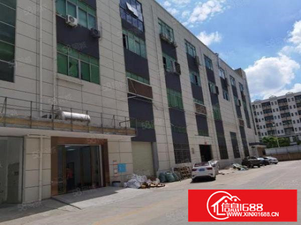 福永镇和平村二楼2200平米带装修厂房出租！