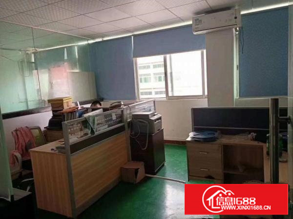 厦边新出二楼带豪华装修900平方米厂房出租