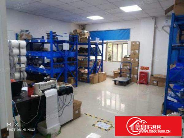 福永桥头楼上700平带豪华装修水电到位无转让费