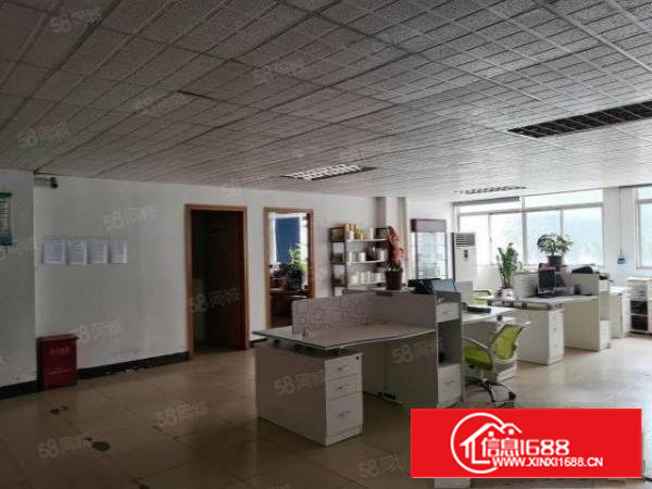 石岩物流园原房东楼上650平带装修厂房出租，实际面积550