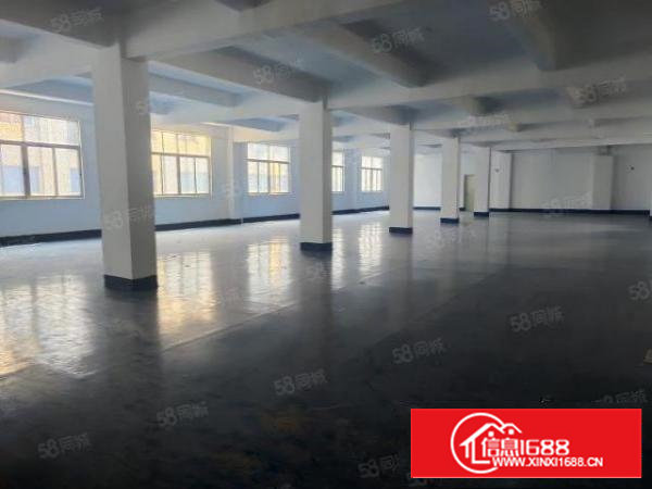 宝安，西乡，钟屋大门一楼1680平，可分租，适合物流，回收等