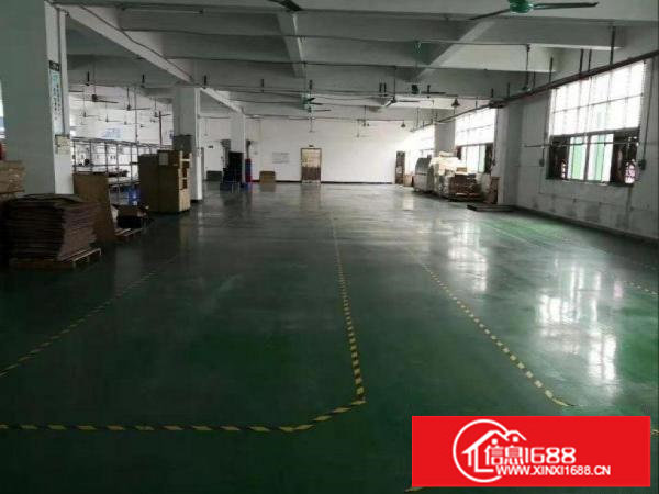 龙岗区南约新出楼上700平精装修厂房出租水电齐全