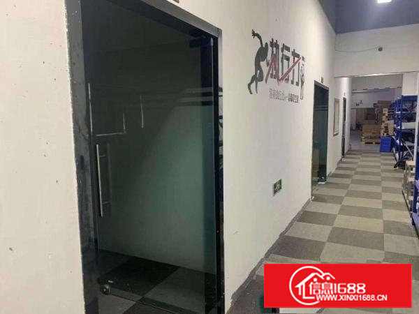 塘厦林村标准厂房一楼500平米红本厂房玻璃隔间多个水电齐全