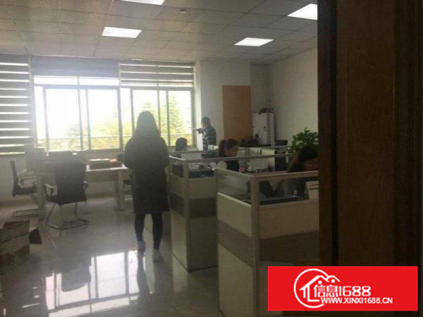 龙岗业主直租4500平方独院厂房出租大小分租