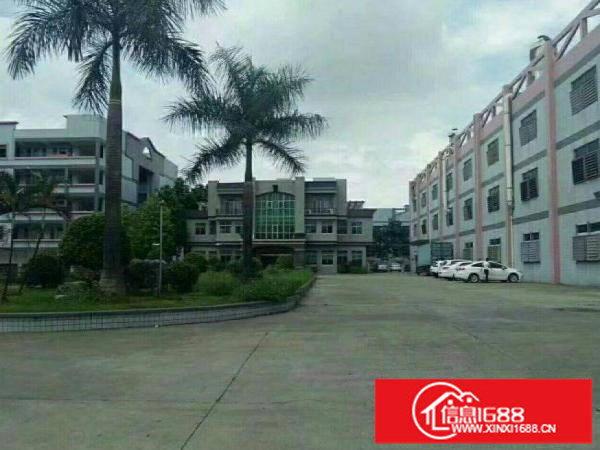 出租龙岗区平湖二楼1680平标准厂房，带装修