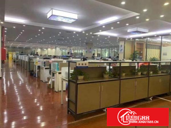 光明新区塘家村楼上1500平厂房出租，豪华装修办公室