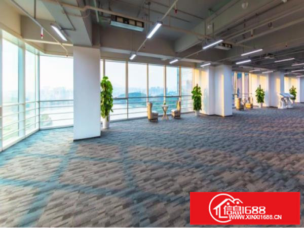 龙岗中心城新出400平精装修厂房出租无转让费